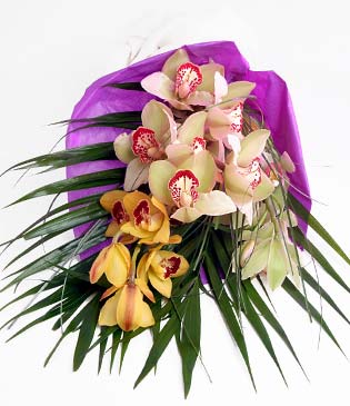  Ar cicekciler , cicek siparisi  1 adet dal orkide buket halinde sunulmakta