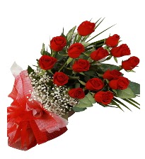 15 kırmızı gül buketi sevgiliye özel  Ağrı çiçek gönderme sitemiz güvenlidir 