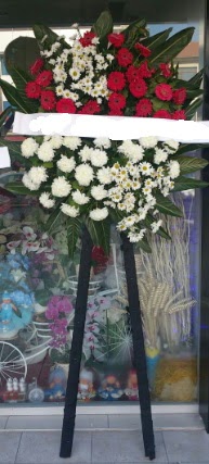 Cenaze çiçeği cenaze çiçek modelleri  Ağrı çiçek siparişi sitesi 